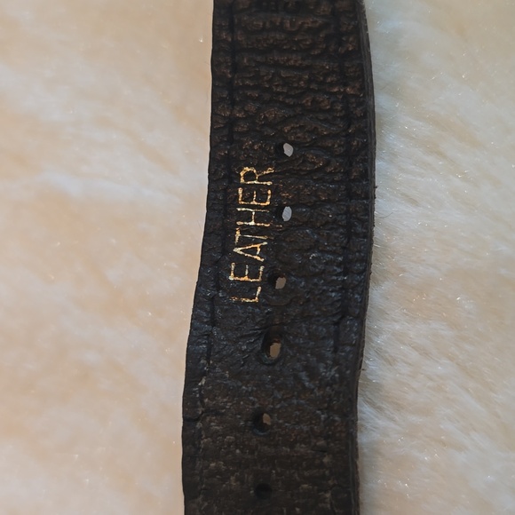 Mickey Mouse Lorus Watch! It Works!  "New Battery 4-25-25".  Looks Like New. - Picture 10 of 12